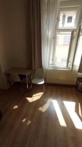 Bright and cozy - 3 min to Old town square