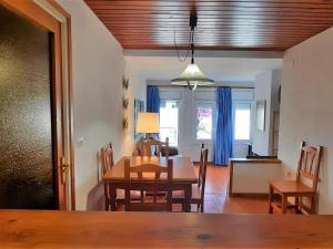 Apartamento Excelente en Primera Línea de Mar en Sant Carles, Llançà - ES-170-73