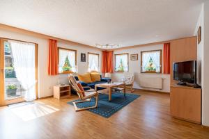 One-Bedroom Apartment with Terrace room in Landhaus Beate