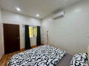 CHALOK LUM - LOVE HOME, near of MUYA THAI and the CHALOK LUM BEACH