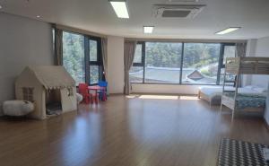 Sancheong Korean Medicine Family Hotel