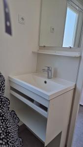 Campings Mobil home La Palmeraie : photos des chambres