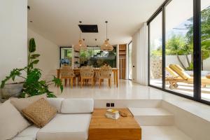2 bedroom villa with large garden and near Canggu