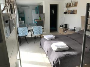 Beach House Valerija