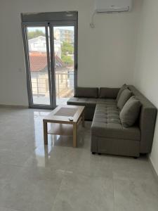 Reya apartmani