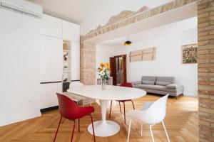 10 from the Sea, Apartment in the Center of Cagliari