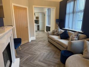 Stylish 4 bed in Central Conwy