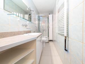 Kościuszki Heart of Wrocław Apartment by BookingHost