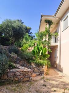 Rocmar charming villa with sea view