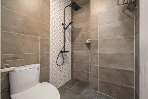 Beachside House - Near My Khe Beach & City Center by The Key