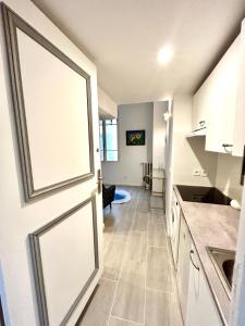 Studio close to Main Street and Train Station