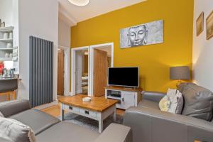 Willow at Gorslwyd - Sound Retreat