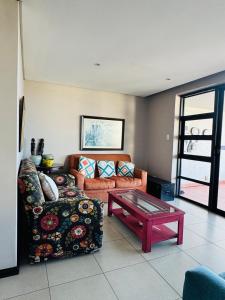 Accommodation Front - Superb Ocean View 6 sleeper in Point Waterfront