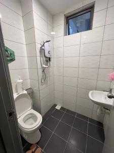 Embun Retreat Palas Horizon, Cozy Apartment 3BR near Kea Farm Market