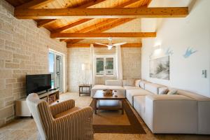 Villa Anemos