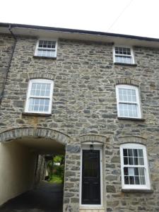 8 Willow Street