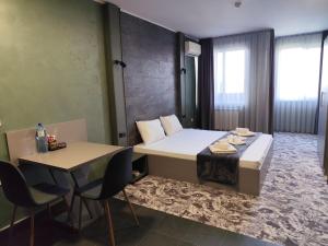 RCR Einstein studios 3