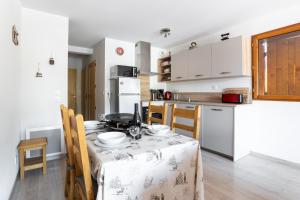 Appartements Terrasse avec vue sur les montagne pour 6 : photos des chambres