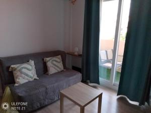 Appartements Studio cosy proche des plages de Golfe Juan : photos des chambres