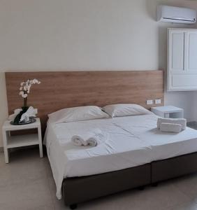 Two-Bedroom Apartment with Terrace