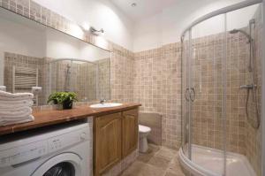 Plein centre clim, proche gare et tramway