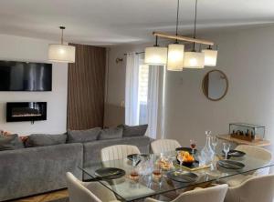 Luxury Apartment Ivo with Jacuzzi near the beach