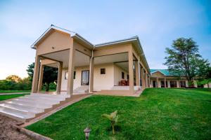 Luxe Countryside Convention Center