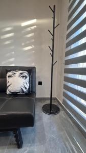 Papafi str Near Metro 40sqm Gas heating AC 55 smart tv Netflix Balcony Free Parking