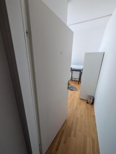 Lovely Rooms in Märzstraße Area MZ49