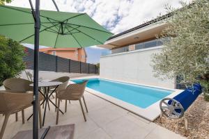 Lulani Soline Pool Apartment