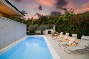 Lulani Soline Pool Apartment 
