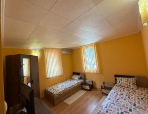 Къща за гости Леон