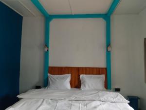 Hotel YAN Residency Bhimtal - Nainital
