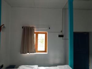 Hotel YAN Residency Bhimtal - Nainital