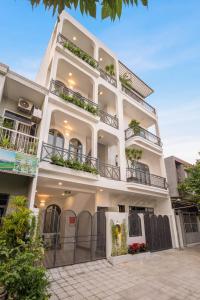 Amara Apartment - 800m to My Khe Beach & City Center & Full AC by The Key