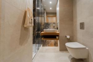 Sunny Rest in Seashell