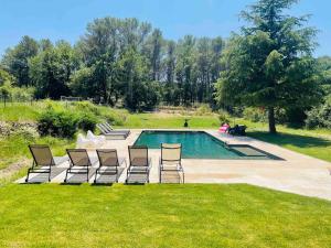 Pays Aix-en-Provence, maison avec piscine Fuveau