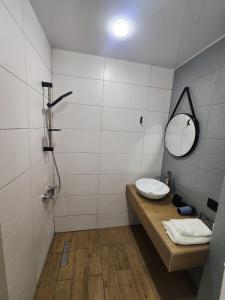 Saburtalo 1 Bedroom Metro Sameditsino apartment