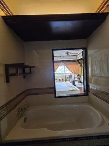 AoNang BeachFront Poolvila Krabi