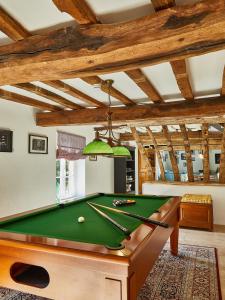 ROUGE COTTAGE Gîte 4 étoiles Billard