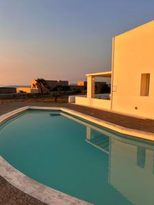 Solis Akrotiri Villa