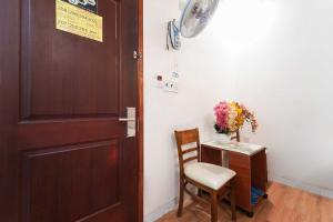 Dancentre Eva Hotel Near Lotte Mart District 8