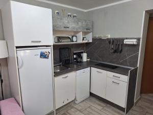 Vacation Home Grill & Chill with 350m2 garden with BBQ