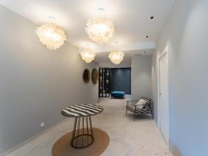 Appart Hotel 4 chambres - parking - piscine commune