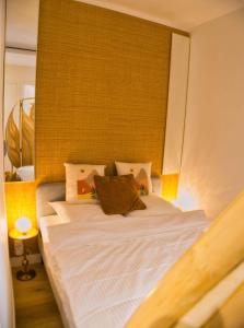 B020- Elegante et lumineux a deux pas plages et centre