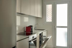 Athens Glow 2bd Apt in Ilisia