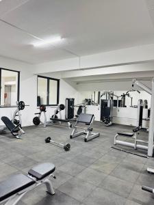 Serenity Stays-Riara One