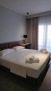 Hermanos Apartment 114