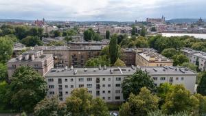 Grzegórzki Comfort Apartment by BookingHost