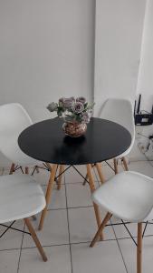 Apto 3 quartos para 06 hóspedes